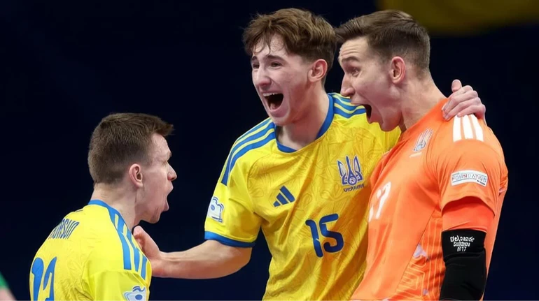 Сборная Украины победила Чехию и вышла в четвертьфинал Евро-2026