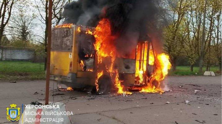 Russia hits minibus in Kherson and injures two men in Kherson Oblast