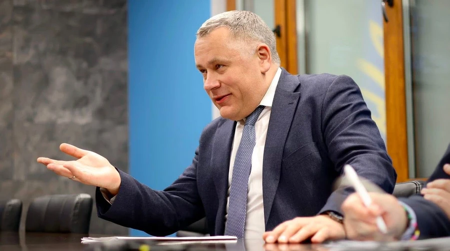 Another senior Ukrainian official returns Polish award over Polish president's decision