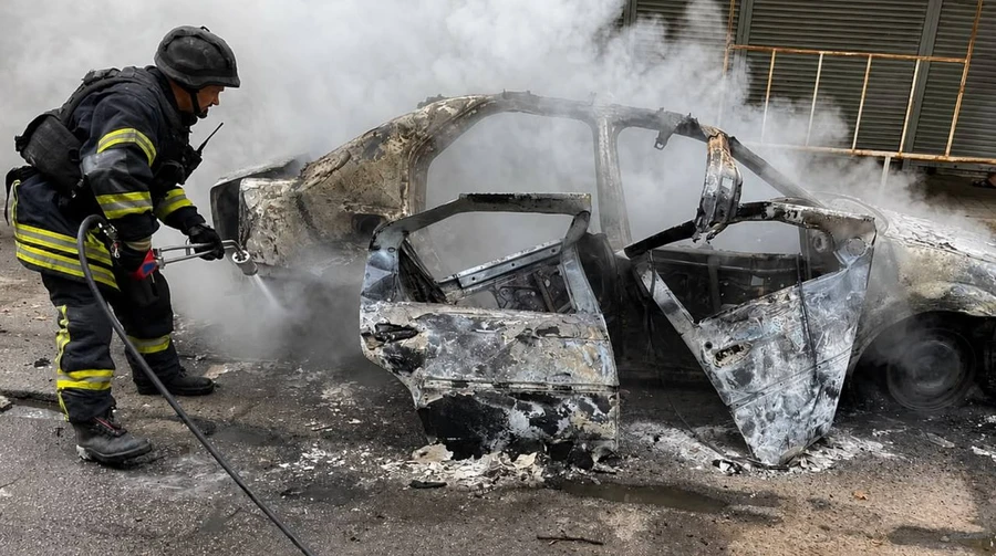 Двоє людей загинули через удар російського дрона по автомобілю в Херсоні