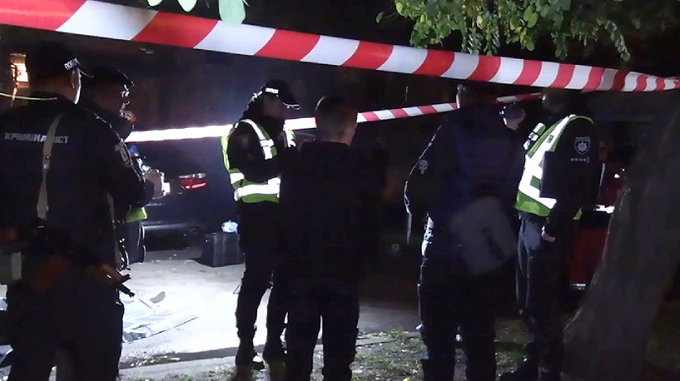 Киевлянин ударил девятиклассника ножом в грудь: подросток умер