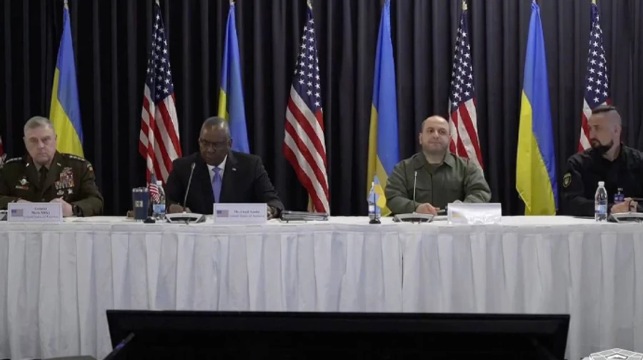 Умєров вперше бере участь у Рамштайні