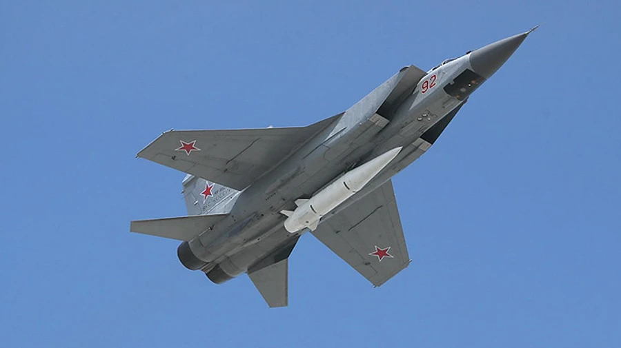 Білорусь масово підняла в повітря винищувачі і літак дальньої радіолокації – ЗМІ 