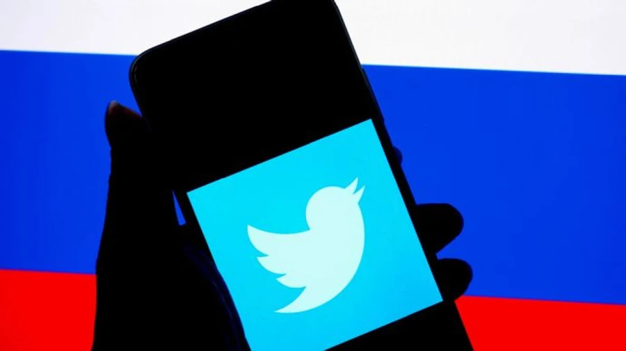 Twitter удалил сообщения российского посольства об авиаударе по больнице в Мариуполе