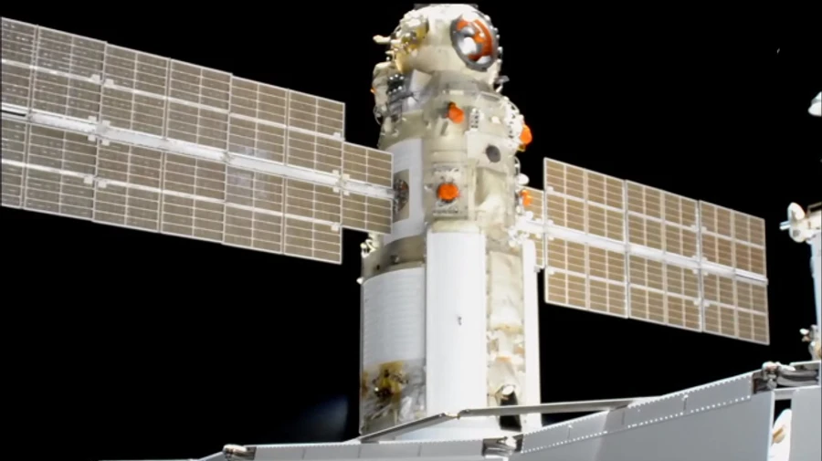У российского модуля на МКС неожиданно заработали двигатели