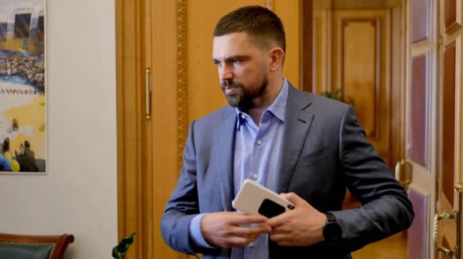 Мэр Черкасс уверен, что ему угрожал заместитель Ермака