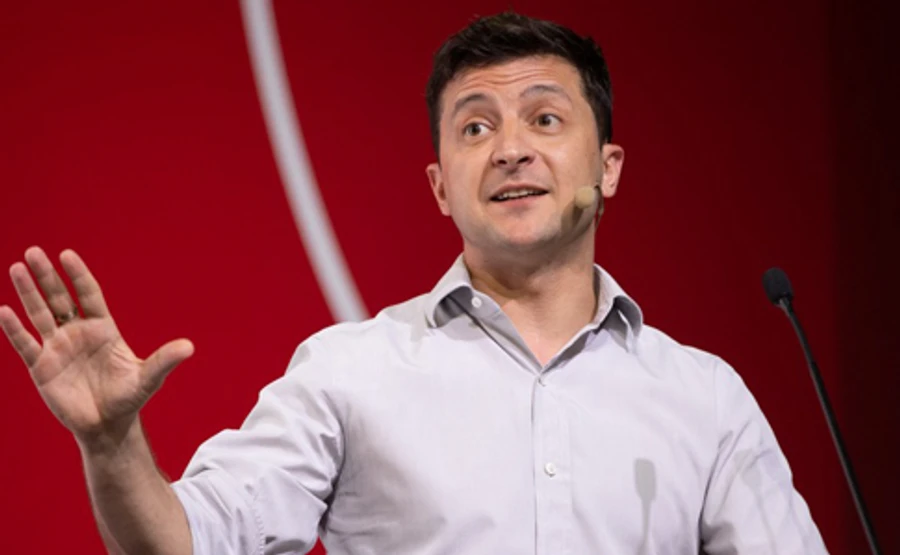 Зеленский ответил на петицию: не может уволить Авакова