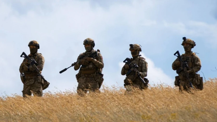 Ukrainian forces won't stay locked in defence in depth, active offensives planned – Ukraine's commander-in-chief 