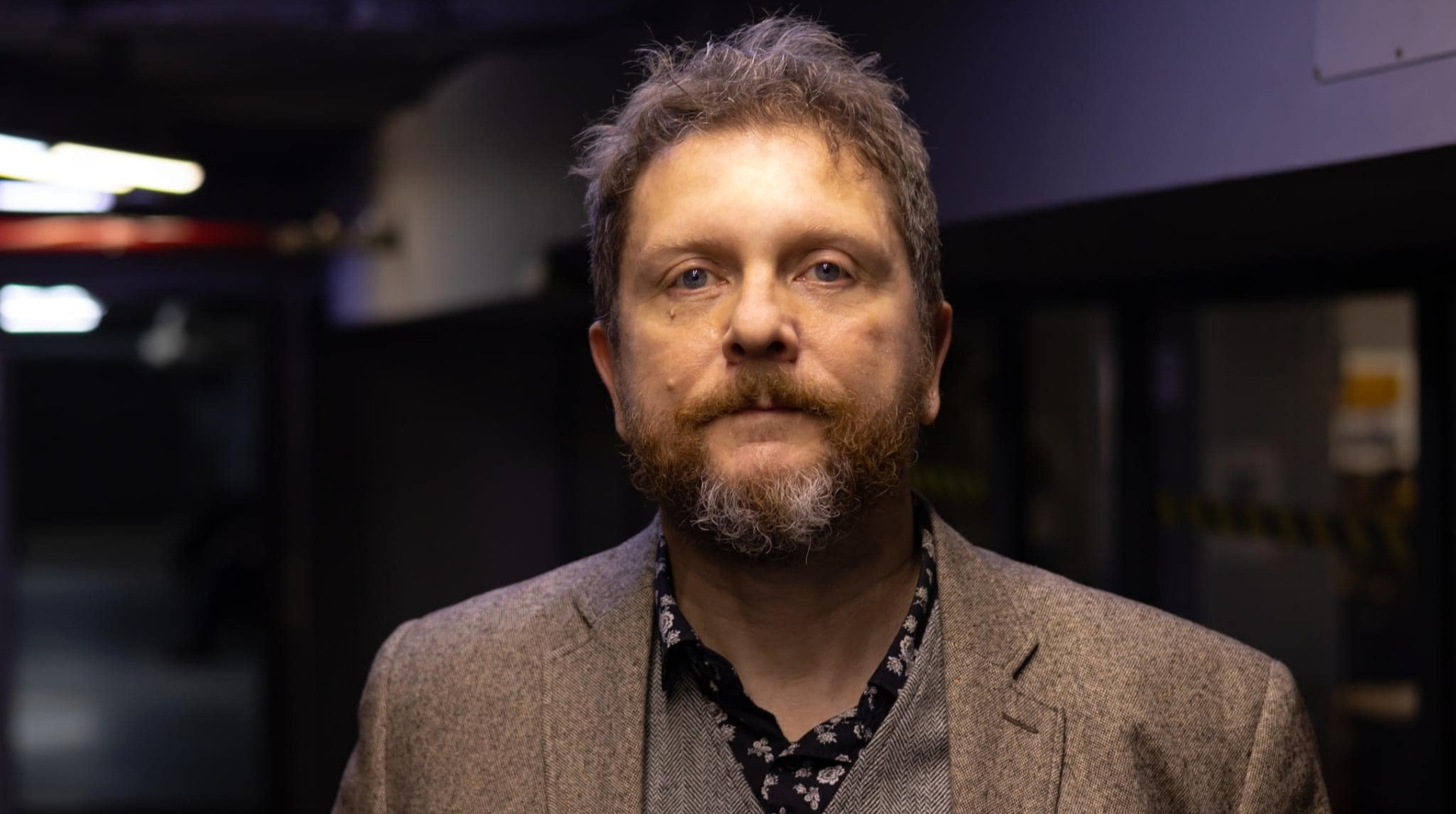 Війна вже просто під шкіру заходить – Тарас Лютий про агресивність людства і активний нігілізм для України