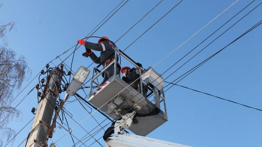 Consumers left without electricity in seven Ukrainian oblasts due to Russian attacks