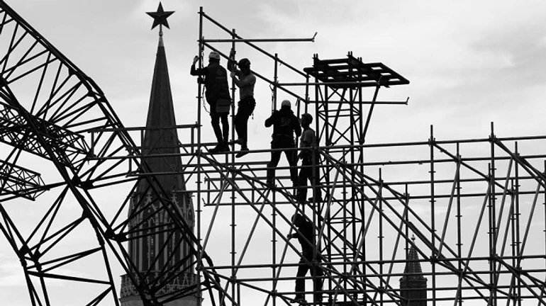 Через війну в Україні Кремль готує економіку до особливих зобов’язань – ISW