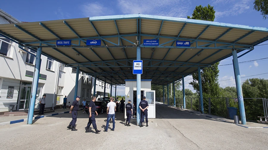 Молдова возобновляет работу всех пунктов пропуска на границе с Украиной