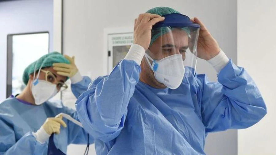 Прирост больных COVID-19 в Украине рекордно вырос: 588 случаев за сутки