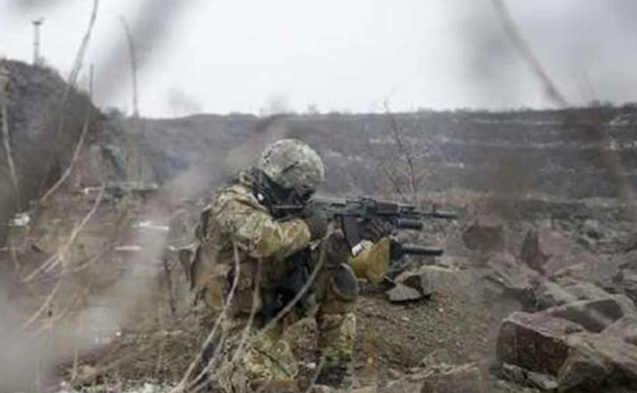 Сутки в АТО: Без потерь, 4 бойца и 3 работника ГФС ранены