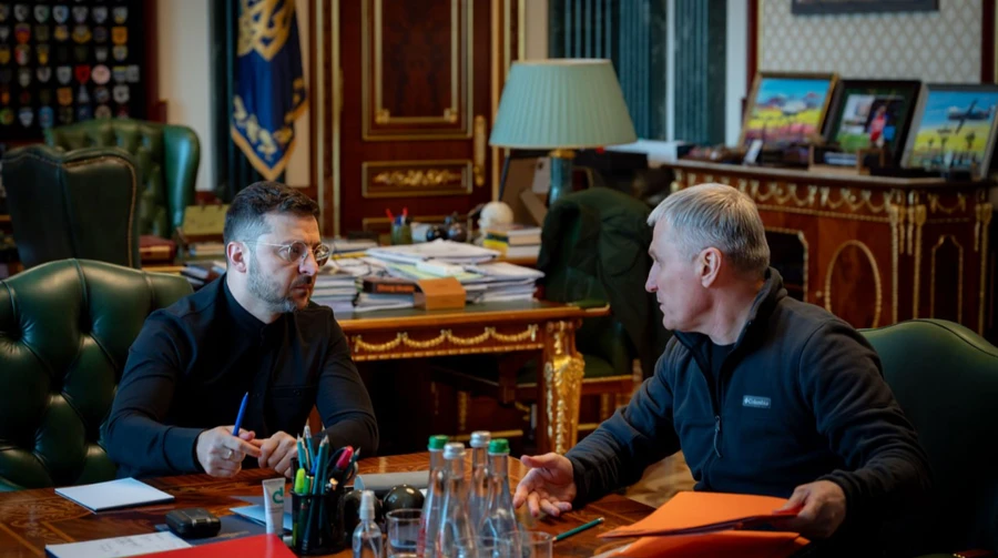 Ukrainian intelligence briefs Zelenskyy on impact of new sanctions on Russia