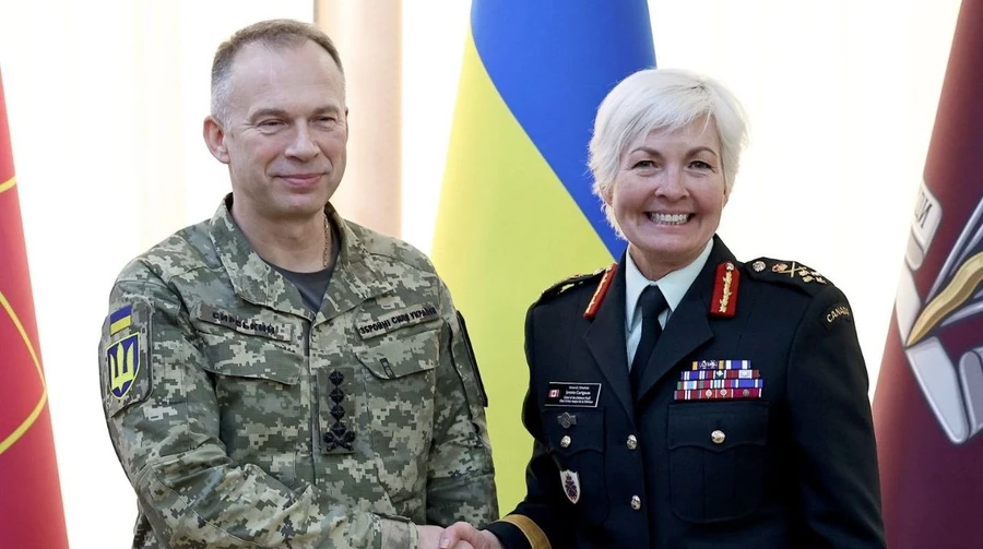 Сирський: Росіяни активізували наступ по всій лінії фронту, але вже відчувають дефіцит ракет ППО