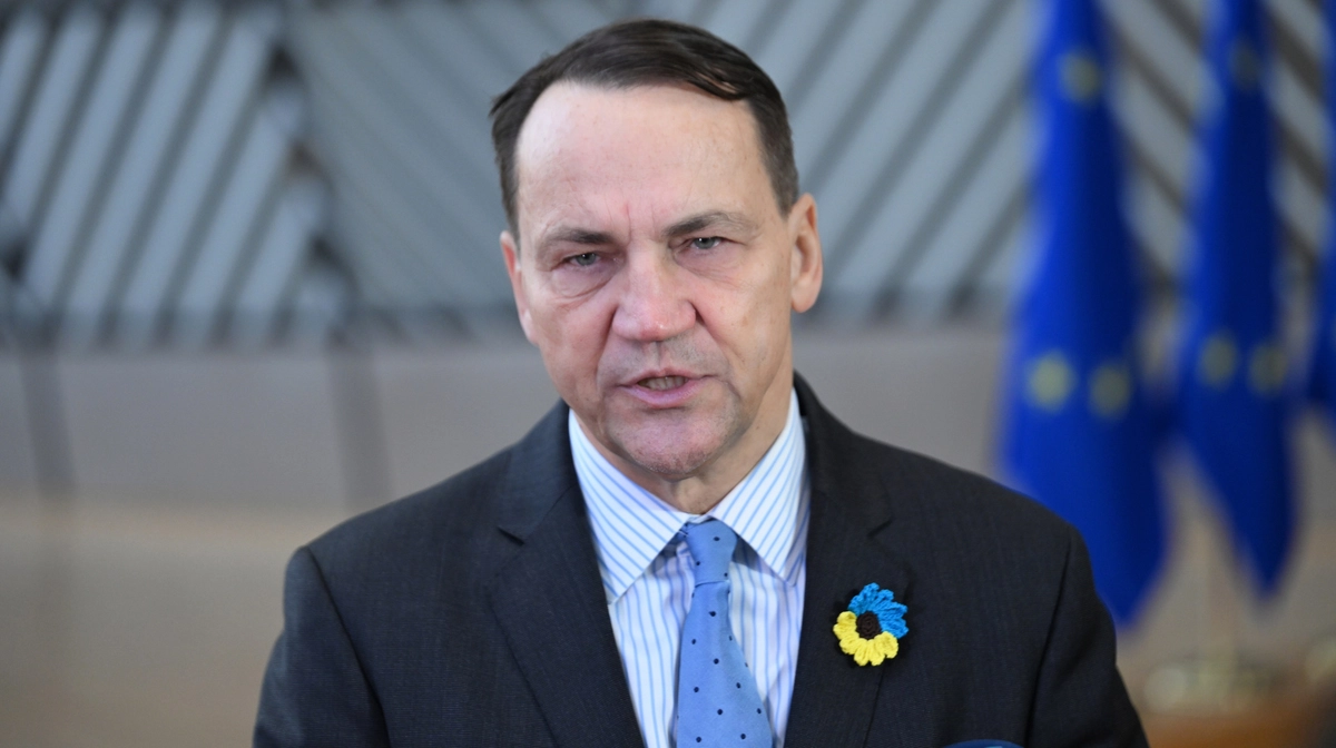 Polish foreign minister says he would not rule out possibility of Russia staging 