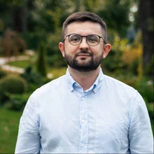 Мене судять за те, що пацієнт помер від раку. І я не один