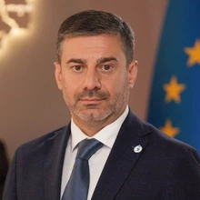 Навчатися попри війну: якою ціною Україна зберігає освітній процес