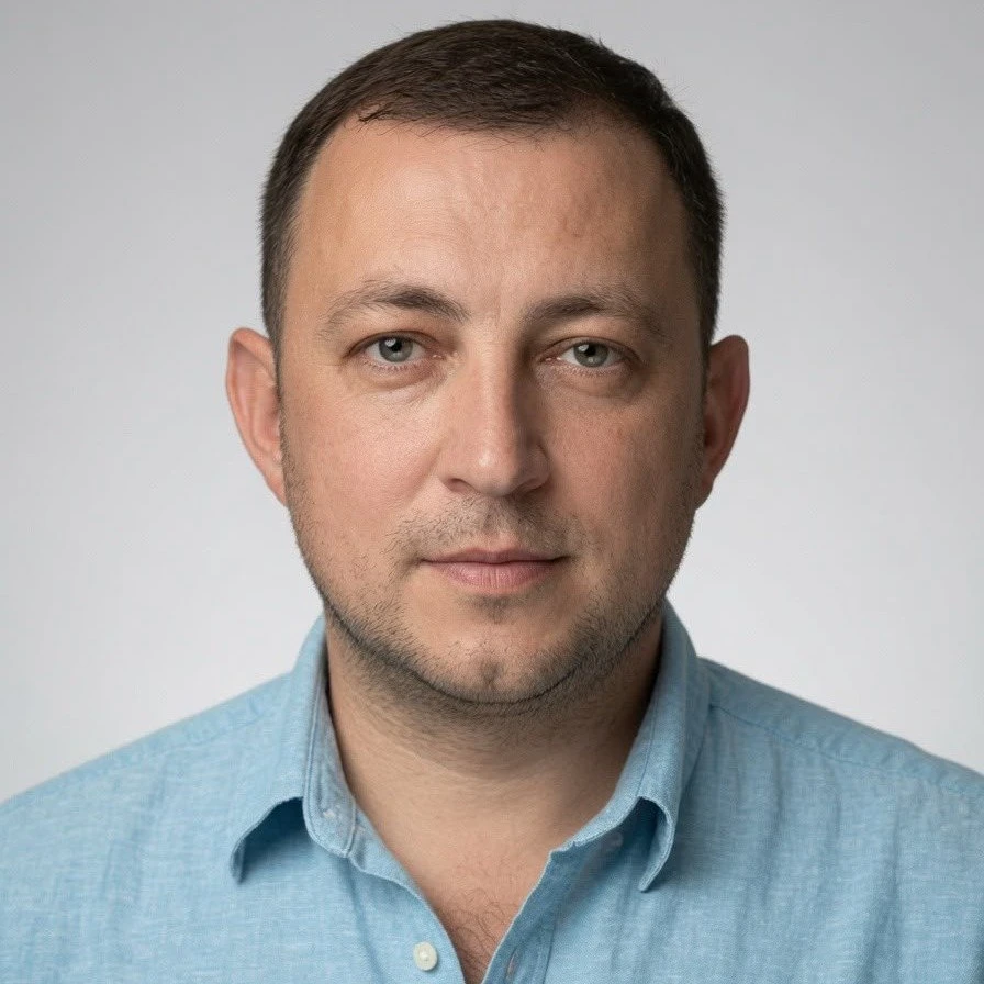 Олег Чернов
