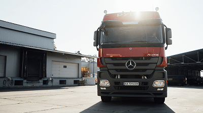 "Будь-який збій у логістиці – це ризик": автомобілі Mercedes-Benz як основа успіху компанії "Рудь"