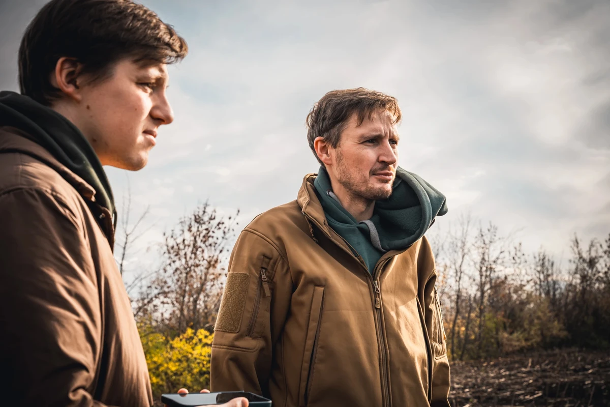 Khudozhnyk, chief engineer of the project(on the right)