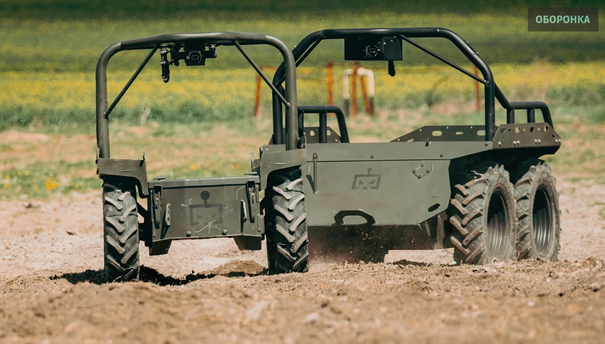 The Zmii Mini and the Zmii Logistics robots