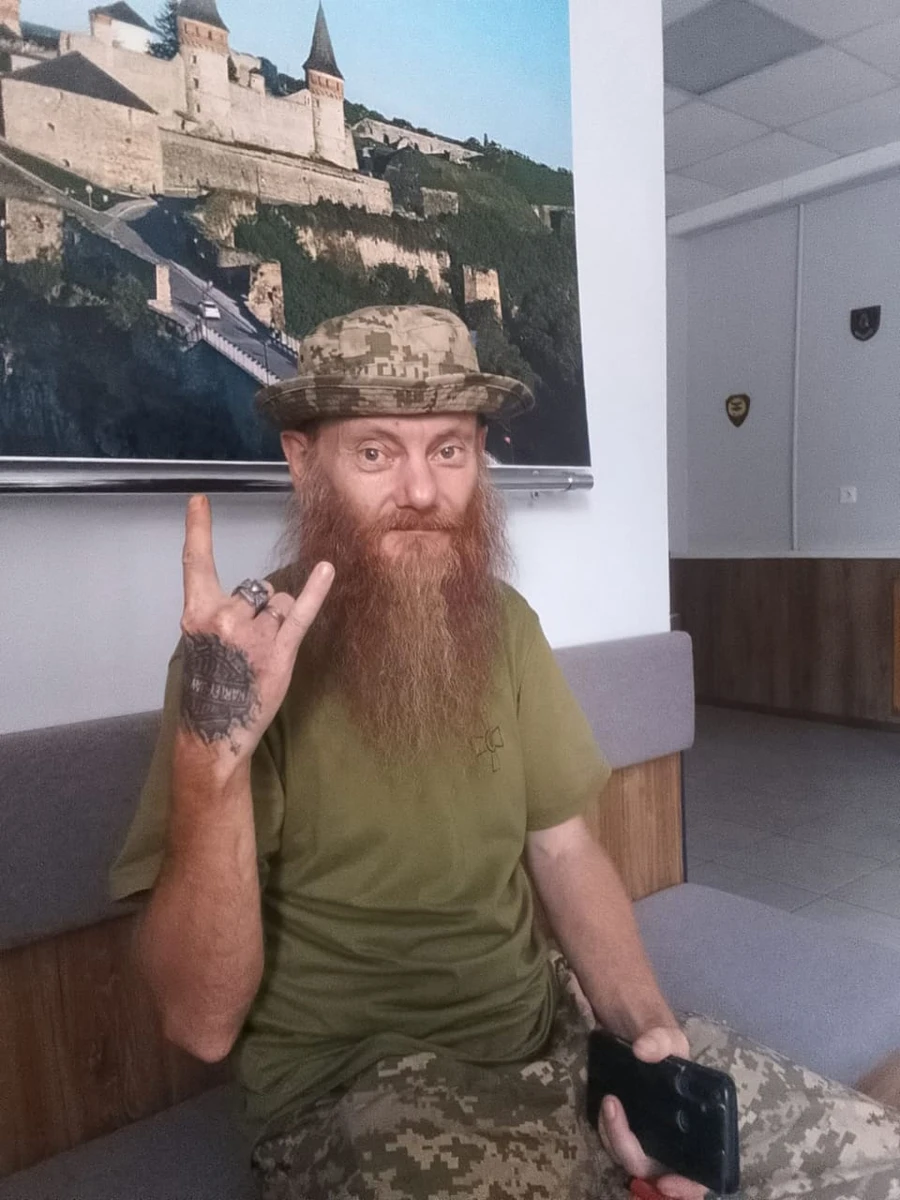 Борода: Якщо чути наші Гради, значить, (у росіян – УП) черговий м'ясний штурм, і ті, хто вижив, пройдуть повз нашу позицію