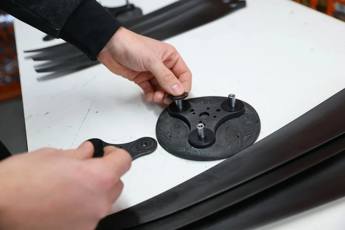 Assembly of the propeller unit