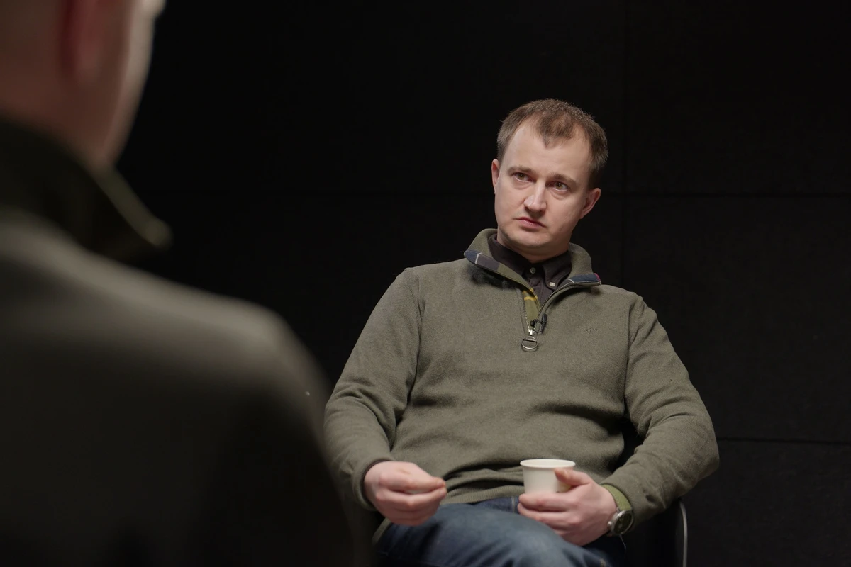 Капітуляція нікому не треба в Україні, бо після неї буде наступна мобілізація, але вже в російську армію. І там усі м'ясники