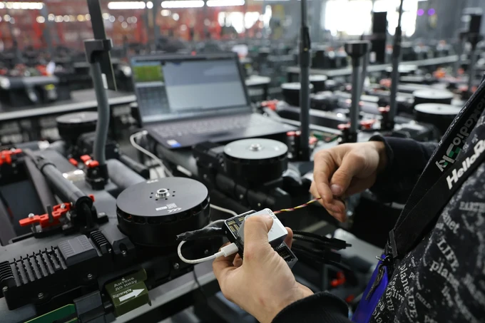 Adjusting the drone’s electronic components