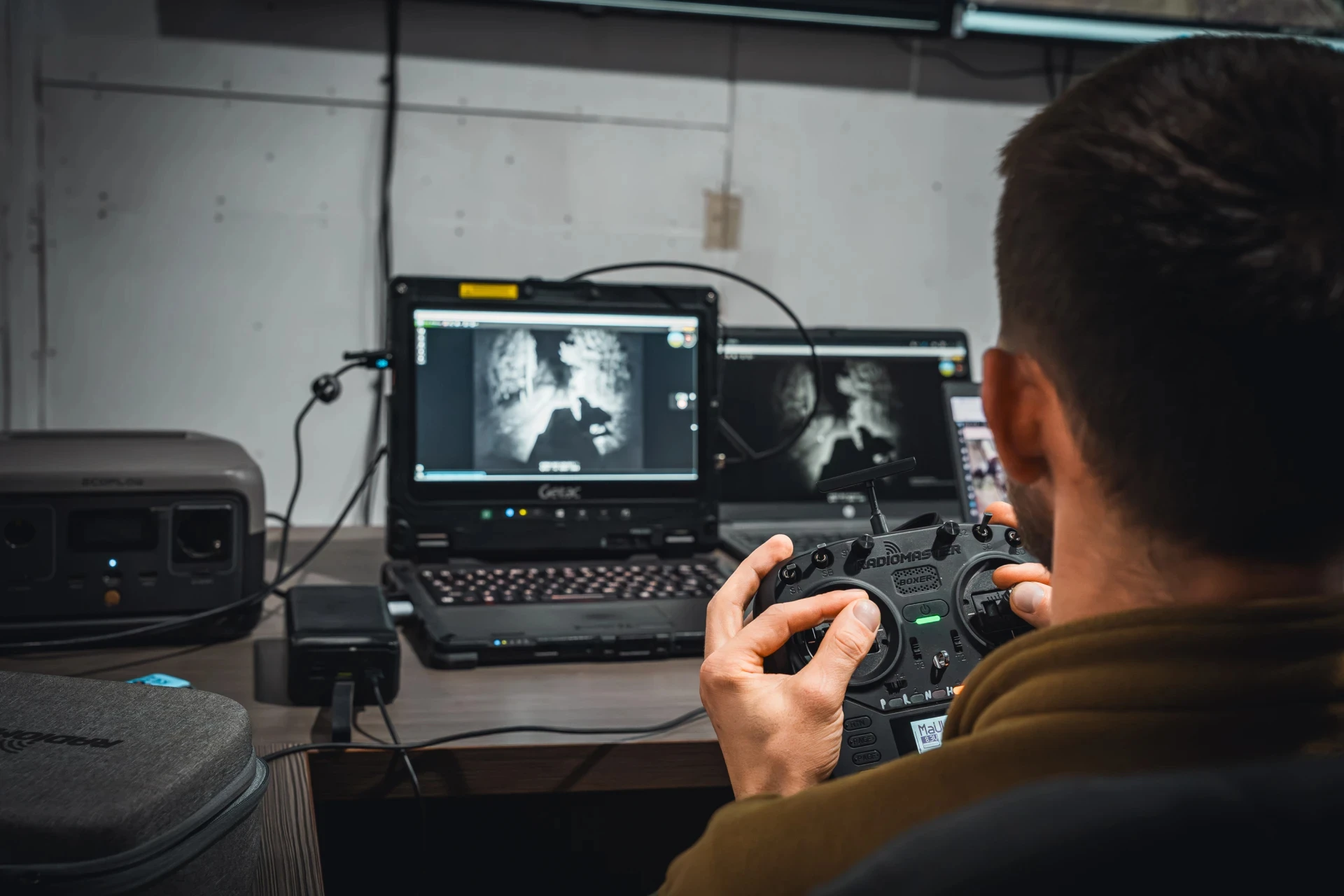 The operator is controlling the Maul