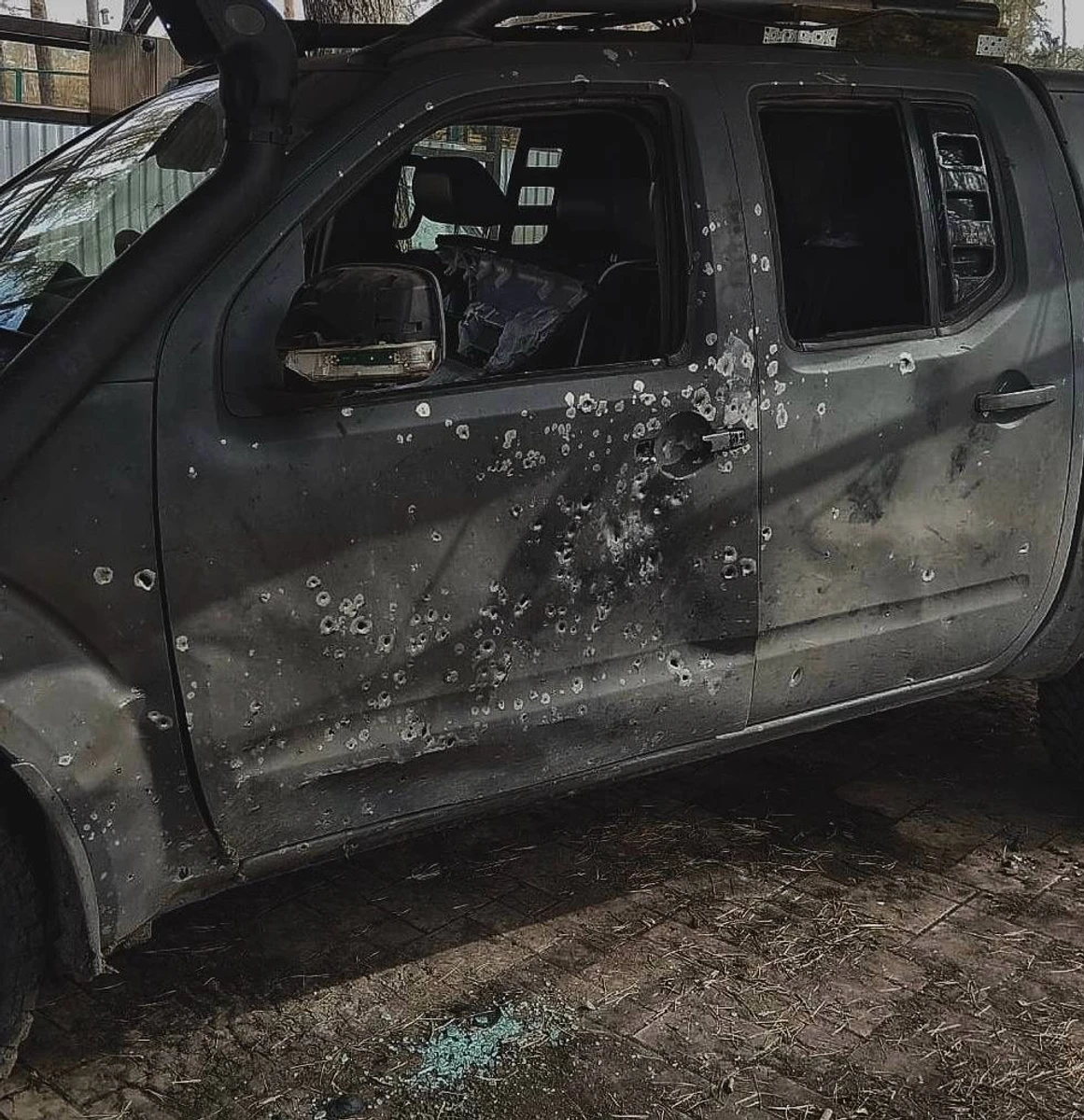 Та сама автівка після влучення дрону