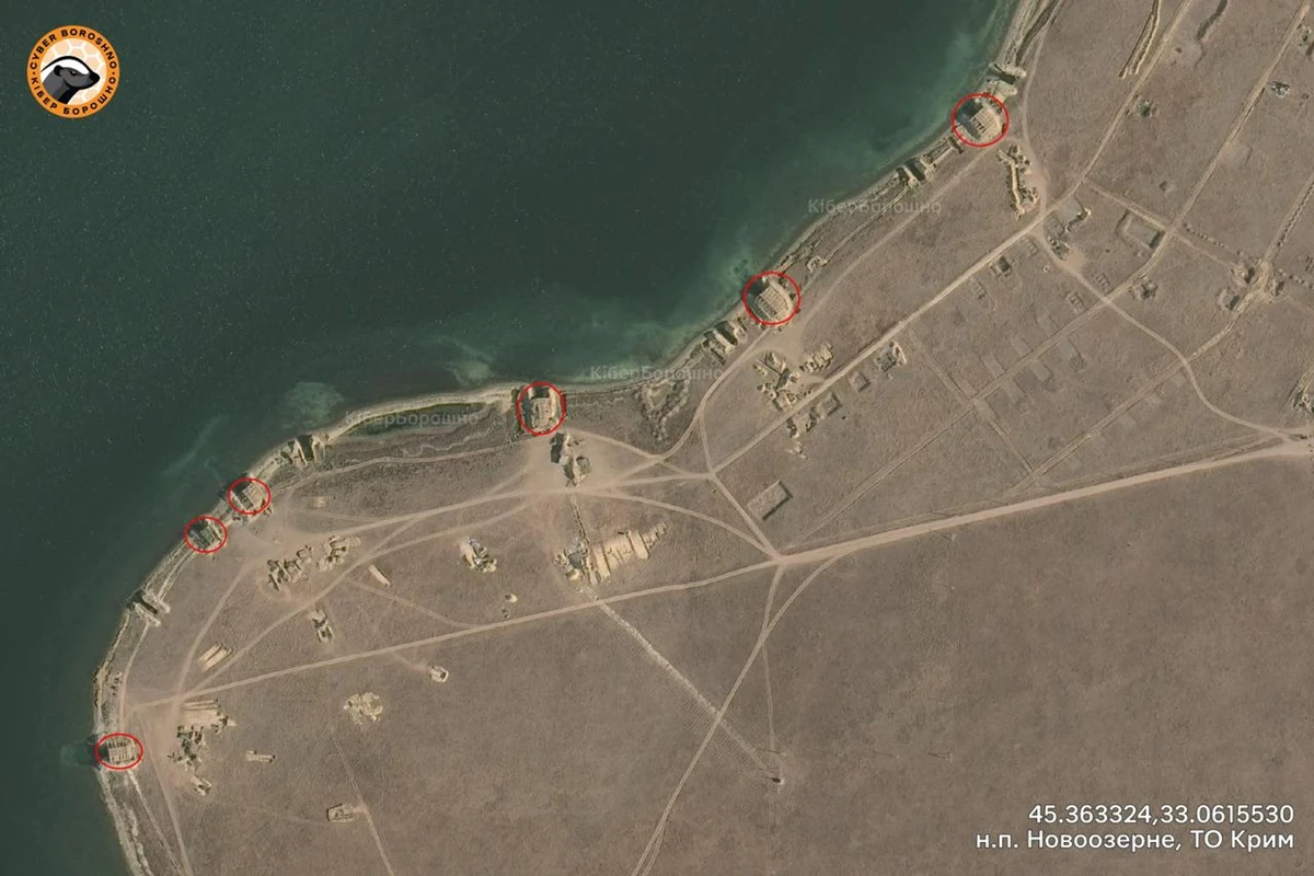 Construction of a likely USV base on the shore of Lake Donuzlav in Crimea