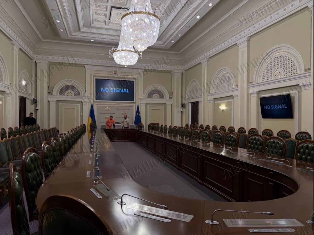 Рабочие места для депутатов в укрытии