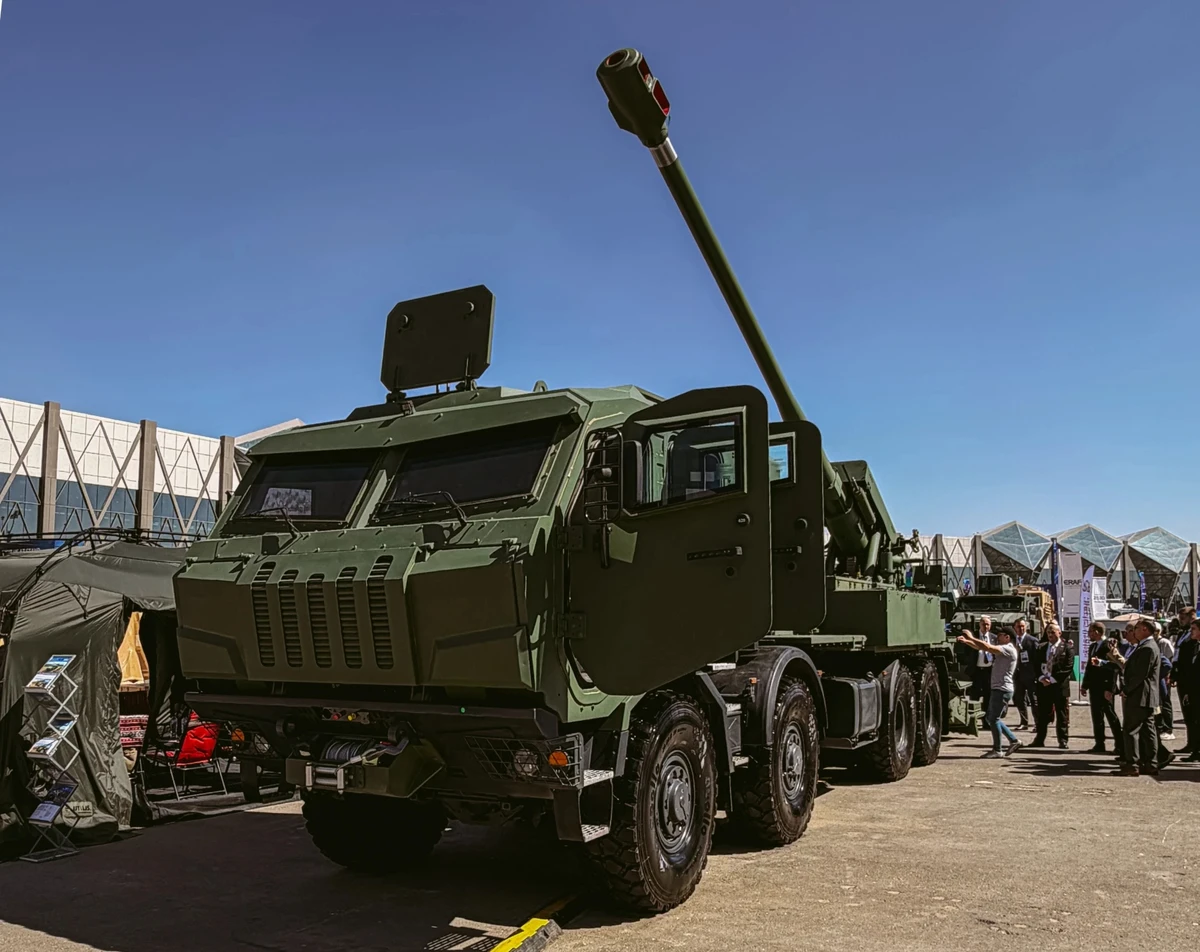 Bohdana self-propelled howitzer at World Defence Show 2026.