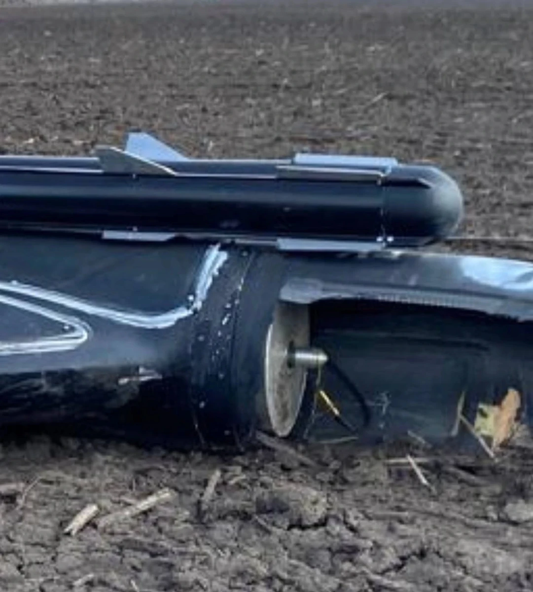 A simulated R-60 missile body attached to a Shahed kamikaze drone