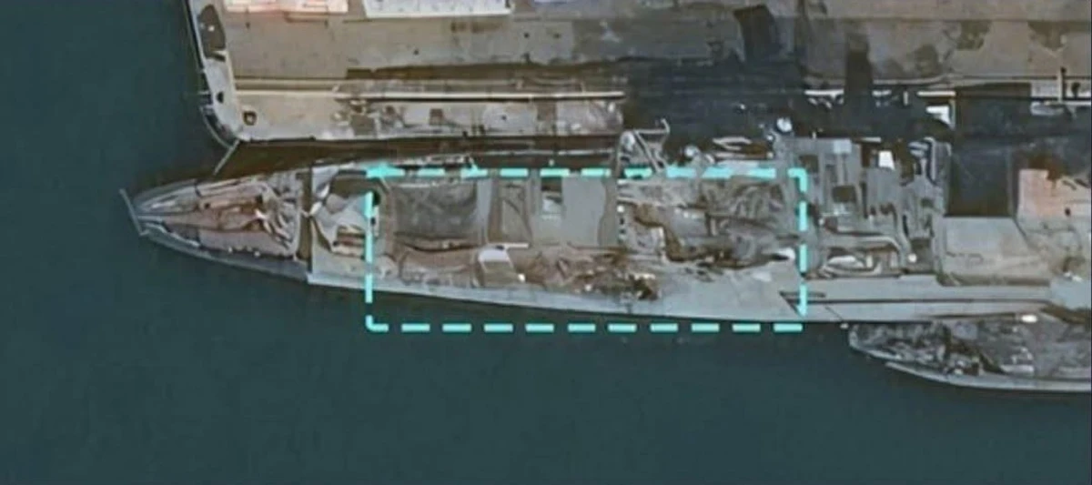 The damaged section of the superstructure is marked with dotted lines