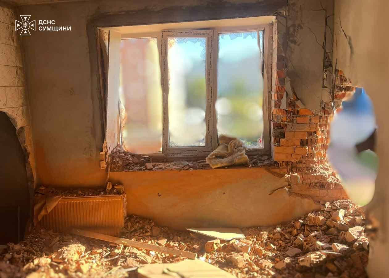 The apartment hit by a Russian drone Photo: State Emergency Service of Ukraine