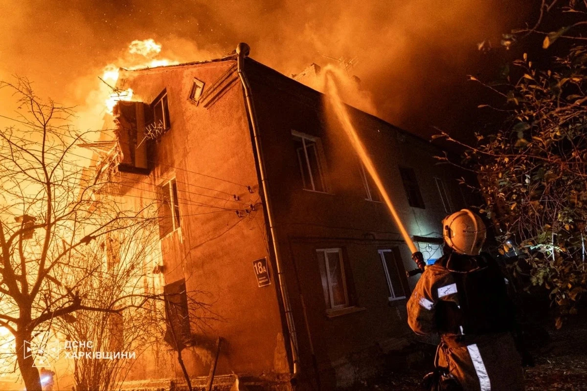 Наслідки удару по будинку в Харкові