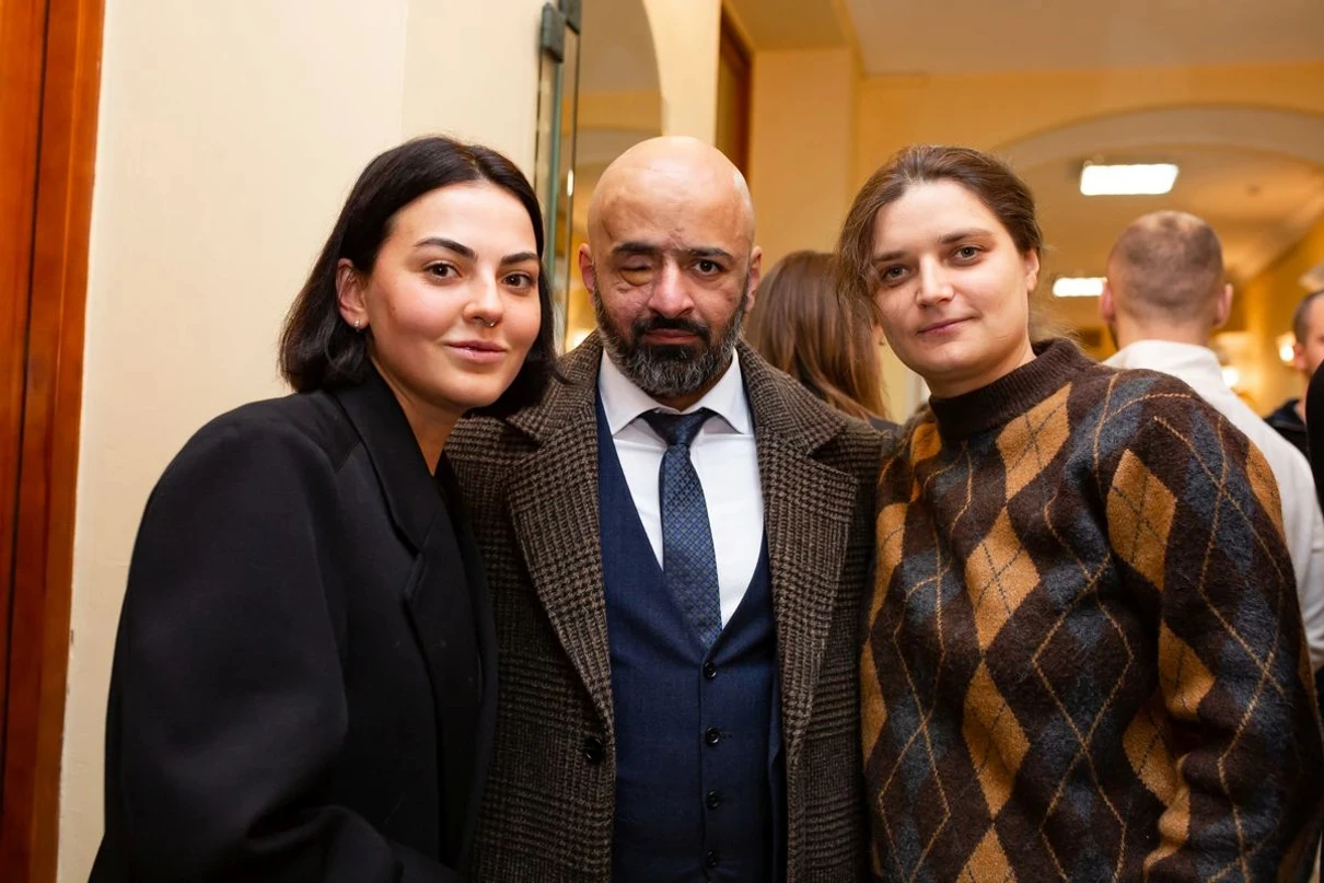 Alina Mykhailova, Masi Naiiem and Mariia Berlinska