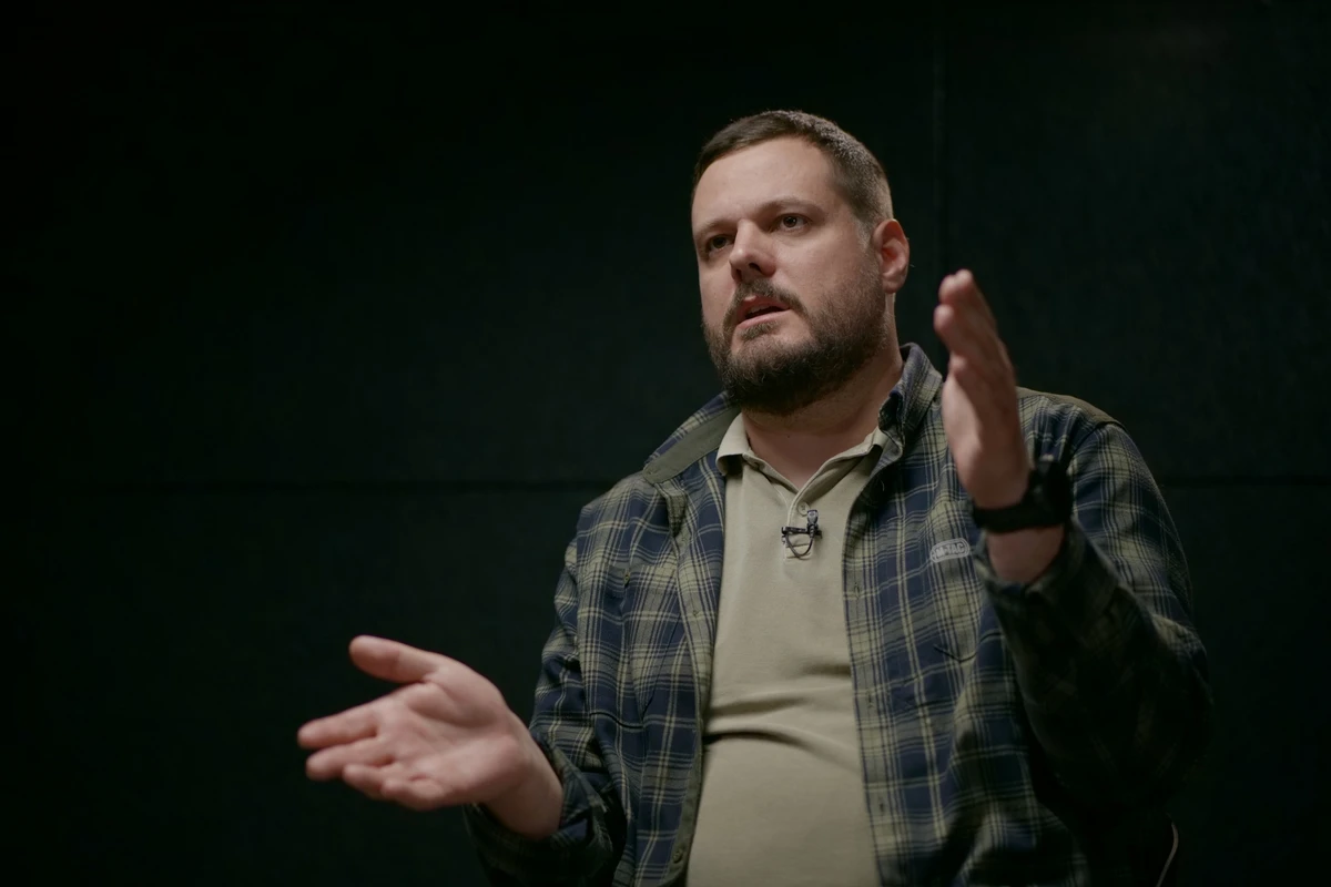 Ильенко: Мы не проводим митингов, мы не создаём на фронте какие-то партийные вещи. Мы воюем, это наша задача на сегодня.