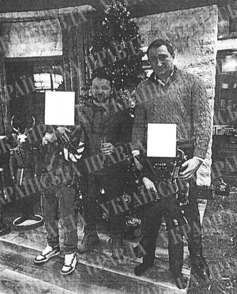 Президент Владимир Зеленский в компании Алексея Чернышева, конец 2022 года