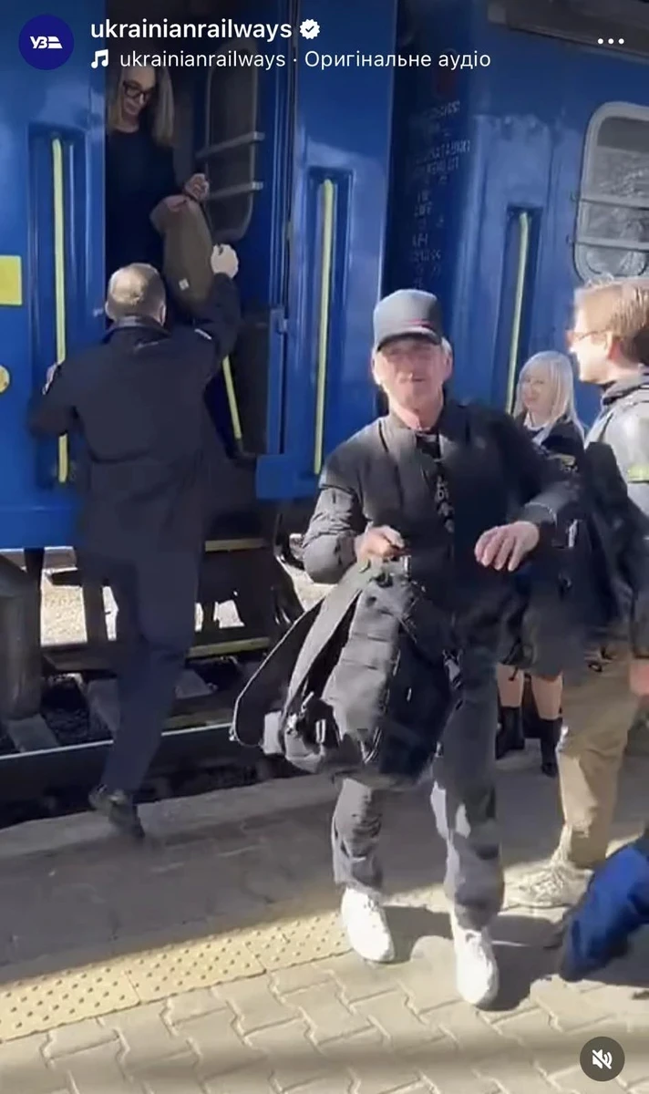 Sean Penn arrives in Kyiv.