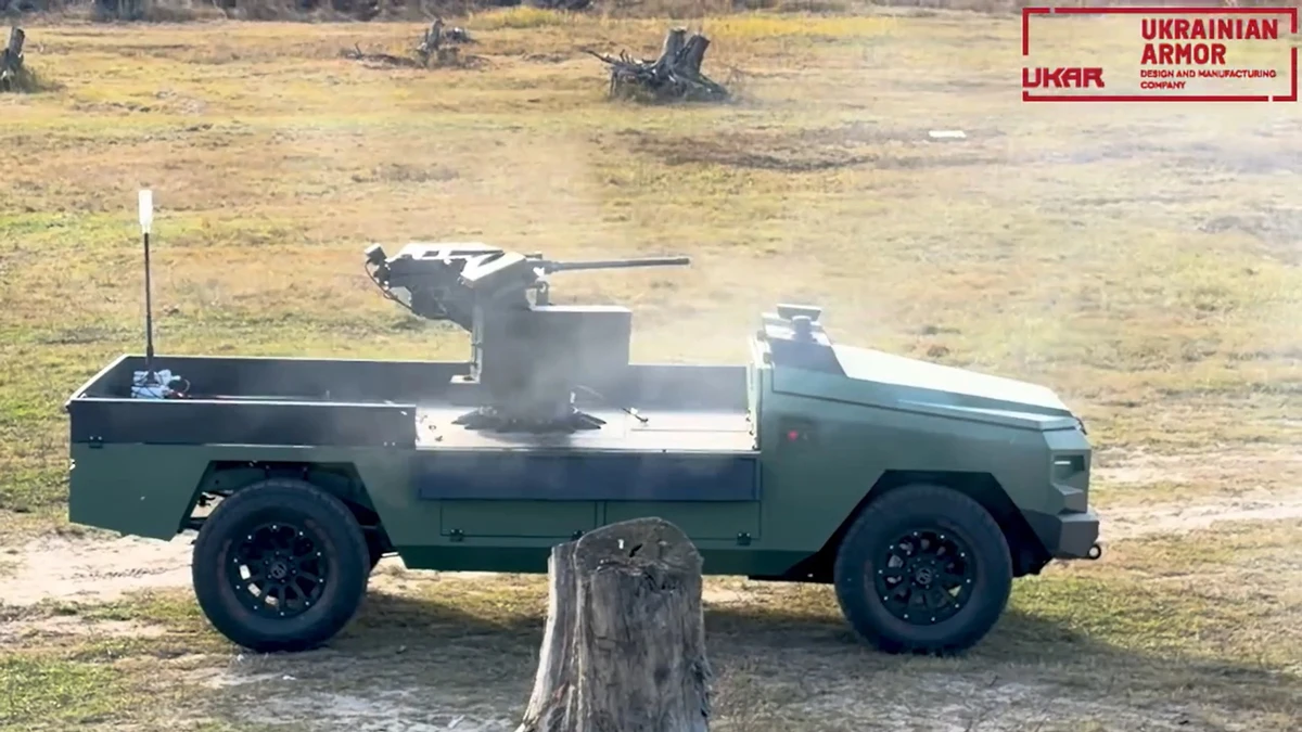 A Protector heavy-duty UGV equipped with a Tavriia-12.7 machine gun combat module.