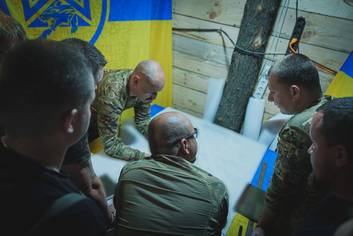 Дмитрий Филатов: Нам удалось достичь результата в Днепропетровской области благодаря тому, что главком согласился не тратить ресурс, живую силу на восстановление Гуляйполя. Вместо этого мы перешли там в оборону, насколько это возможно