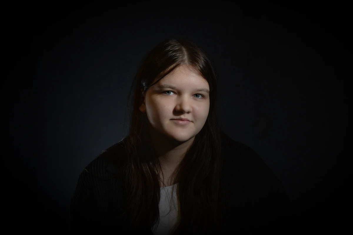 Злата Коваленко, 17 років: Нас розшукували російські війська. Нам з мамою доводилось ховатись по різних домах, квартирах