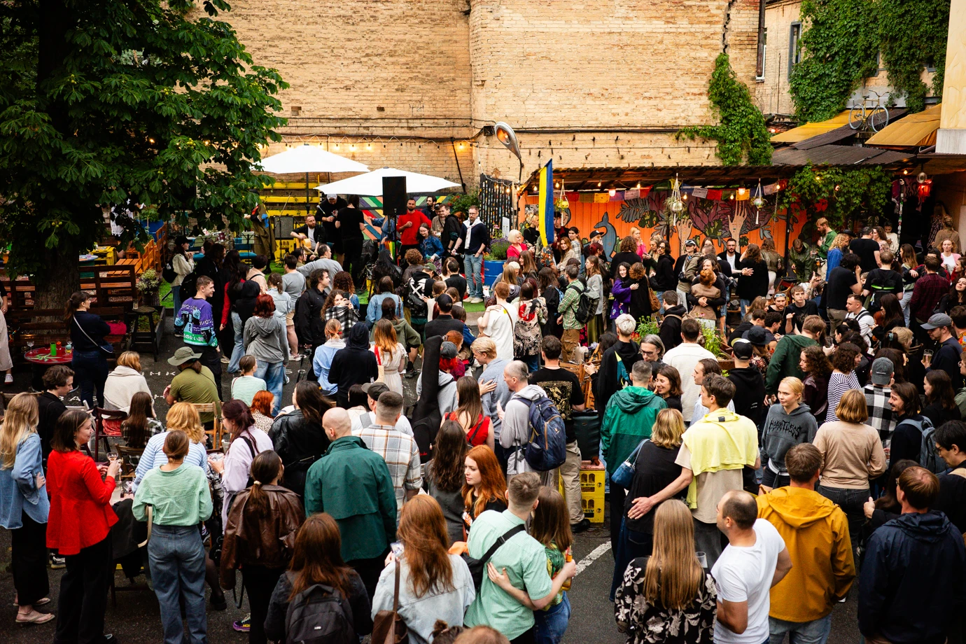 Squat 17b 10th anniversary celebration