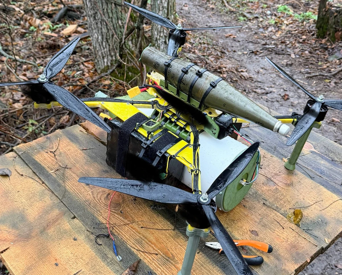 Fifty-km fibre-optic drone by Ptashka Drones.