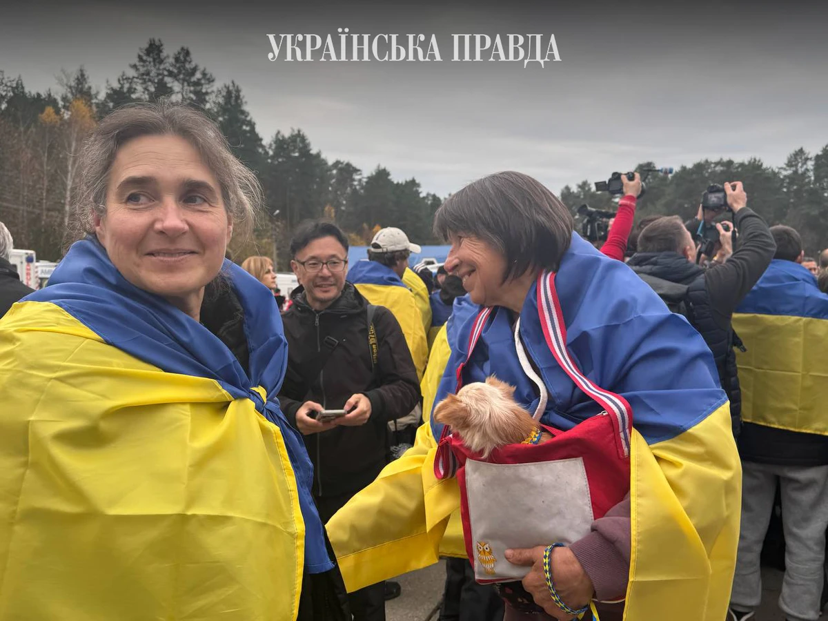 евакуйовані з Олешків, усі фото: Українська правда
